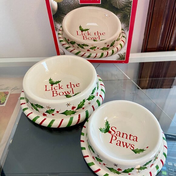 (2) VTG Lenox Christmas "Santa Paws" "Lick The Bowl" Pet Food ivy Berry Ceramic - Picture 3 of 15